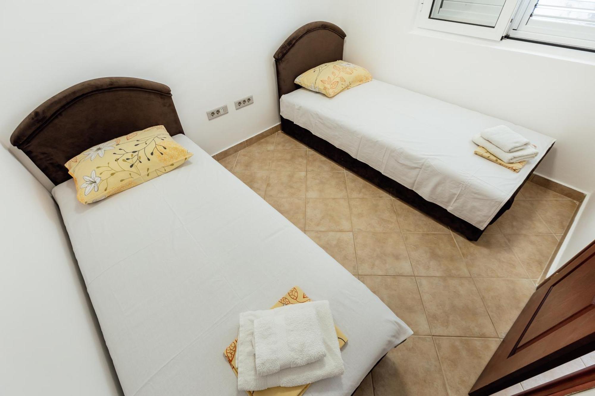 Premium Spot Apartments Herceg Novi Room photo