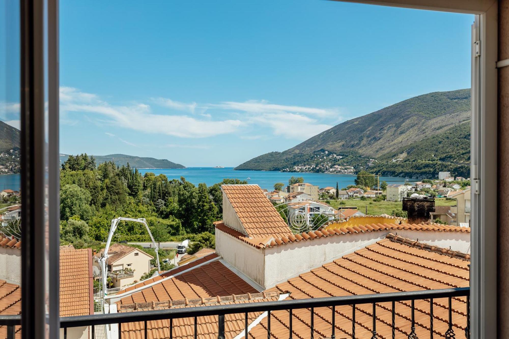 Premium Spot Apartments Herceg Novi Room photo